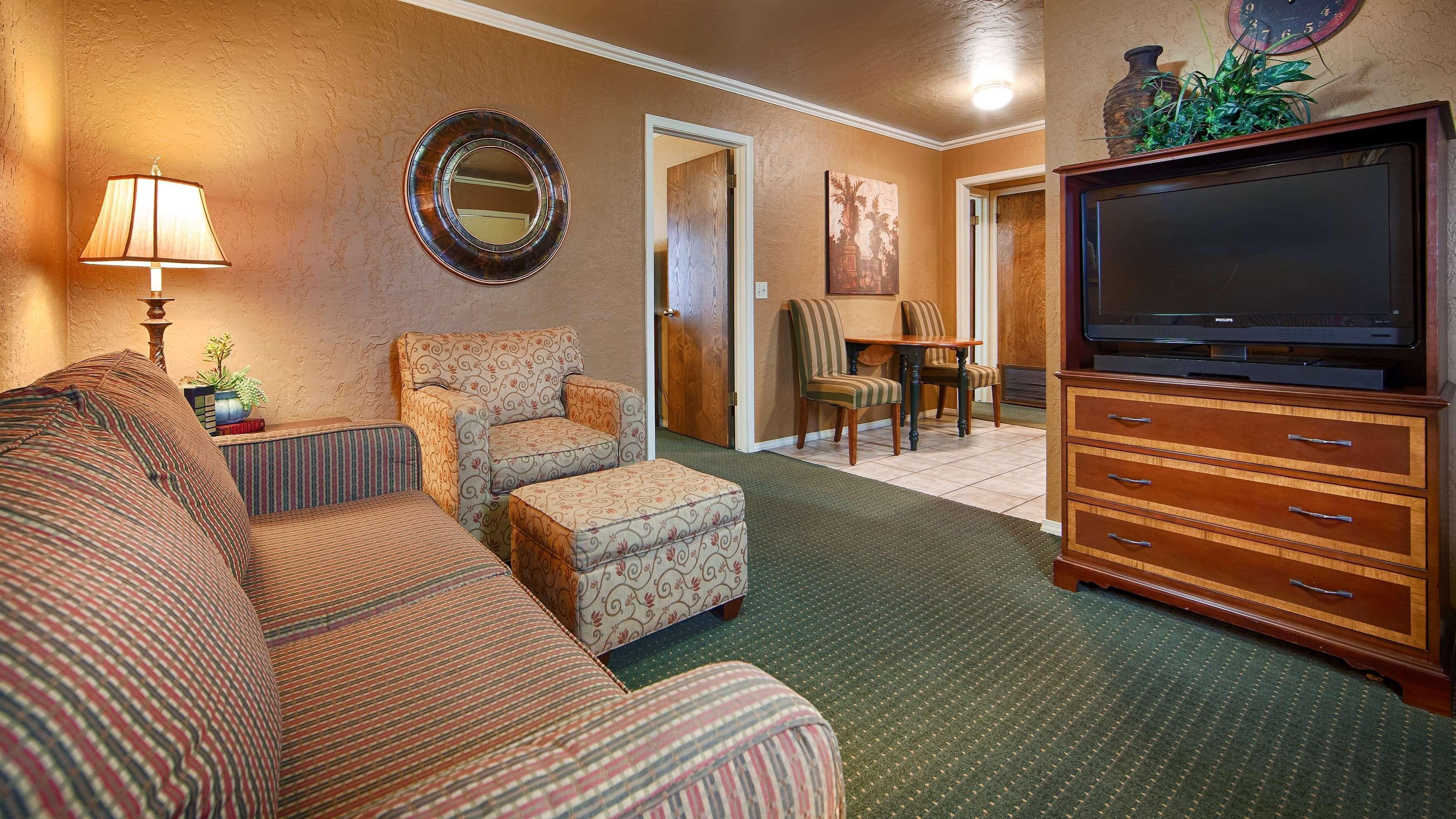 Best Western Plus Weatherford Екстер'єр фото